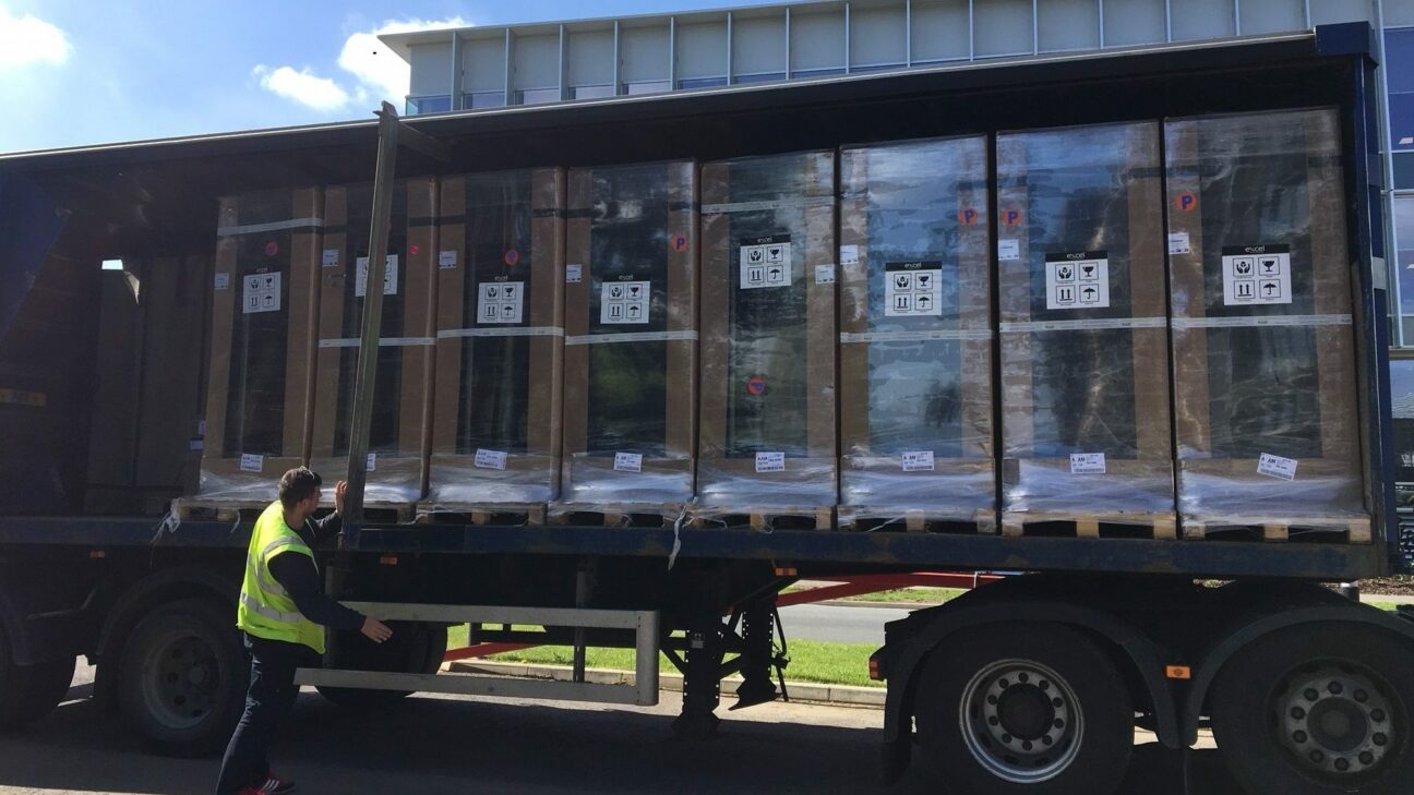 Telephone Cabinet delivery in Cambridge